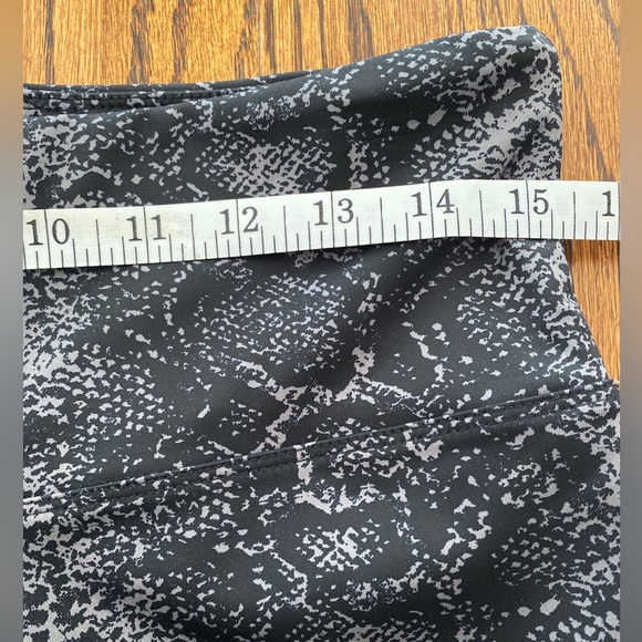 Halston Studio Snake Skin Legging Customizable Black Women’s Size L NWT - Picture 6 of 9